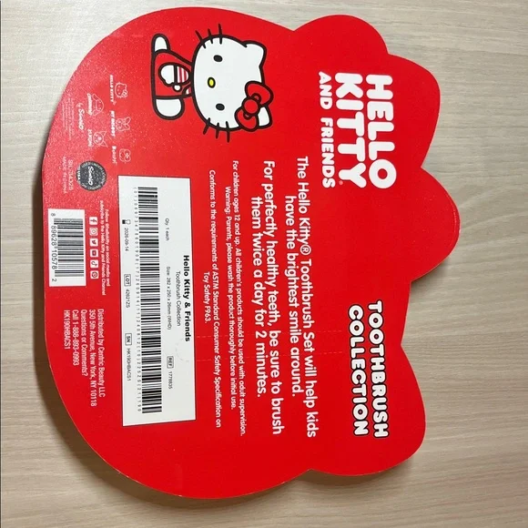 Hello Kitty Toothbrush Collection - Picture 2 of 2